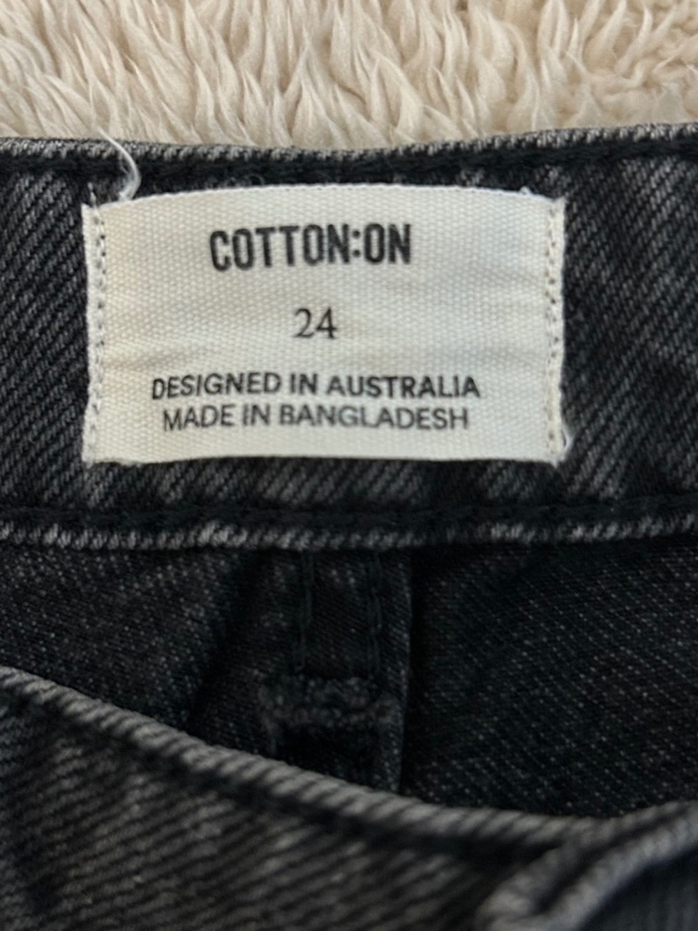 Cotton-On Low Rise Straight Jean - Picture 3 of 4